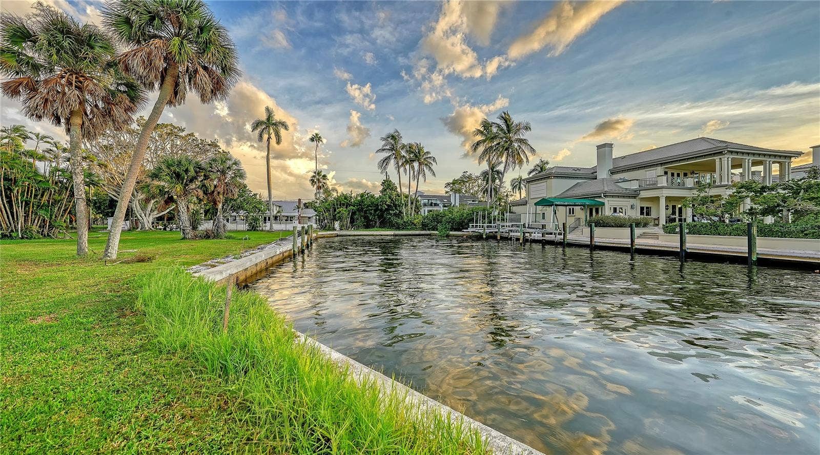 609 NORSOTA WAY, Sarasota, FL 34242 609 NORSOTA WAY, Sarasota, FL 34242