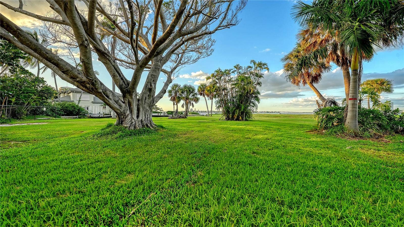 609 NORSOTA WAY, Sarasota, FL 34242 609 NORSOTA WAY, Sarasota, FL 34242