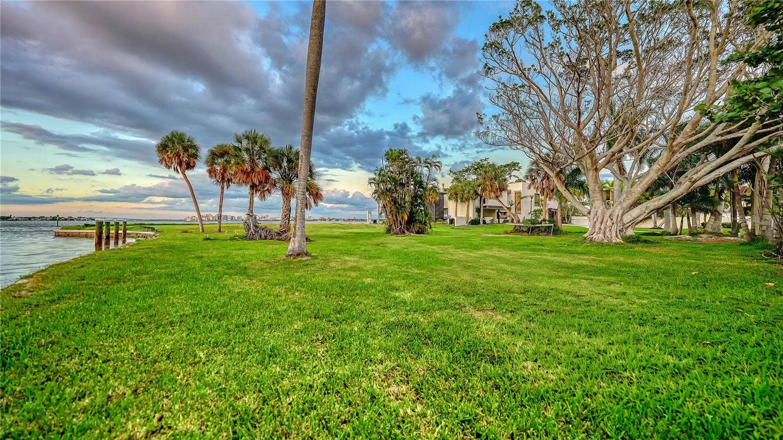 609 NORSOTA WAY, Sarasota, FL 34242 609 NORSOTA WAY, Sarasota, FL 34242