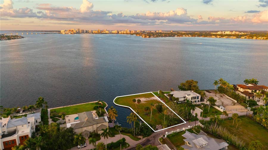 Property photo for 609 NORSOTA WAY, Sarasota, FL