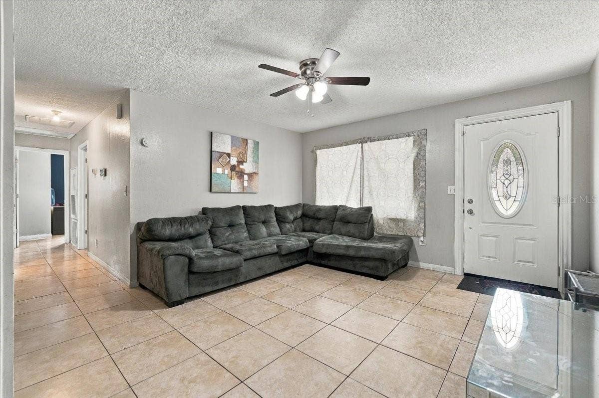 1096 CAREFREE COVE DRIVE, Winter Haven, FL 33881 1096 CAREFREE COVE DRIVE, Winter Haven, FL 33881