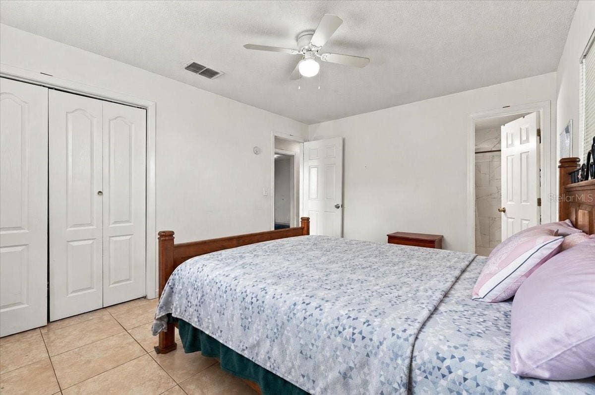 1096 CAREFREE COVE DRIVE, Winter Haven, FL 33881 1096 CAREFREE COVE DRIVE, Winter Haven, FL 33881