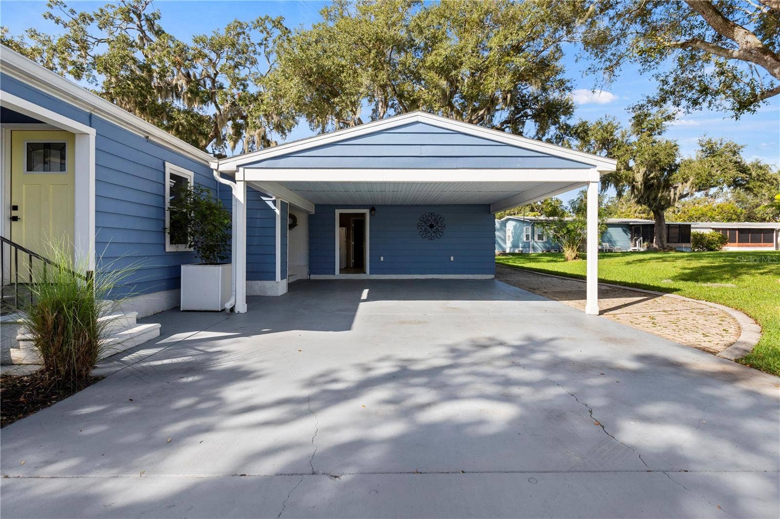 Carport