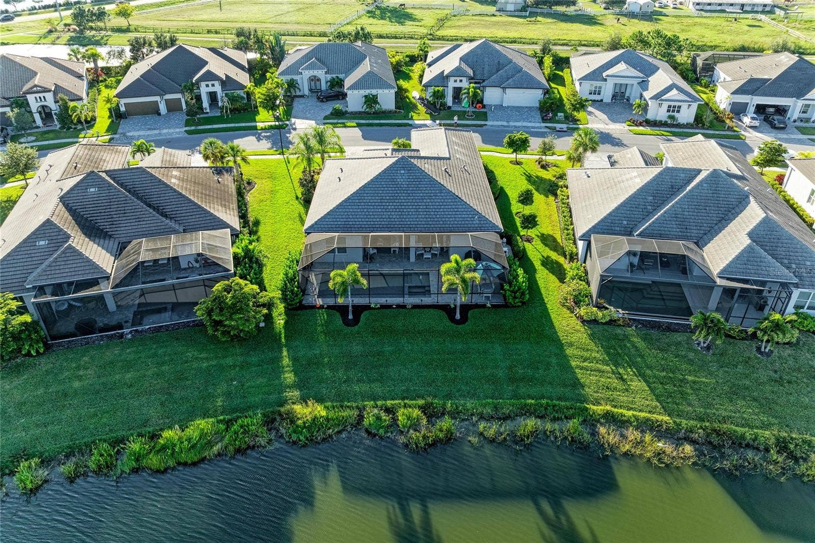 4624 ANTRIM DRIVE, Sarasota, FL 34240 4624 ANTRIM DRIVE, Sarasota, FL 34240