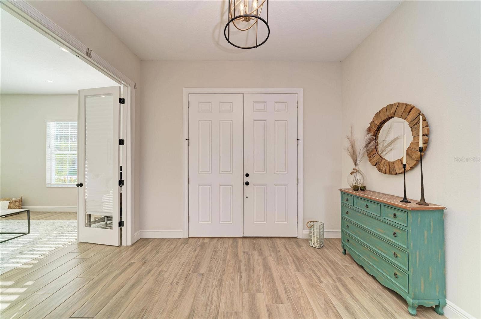 4624 ANTRIM DRIVE, Sarasota, FL 34240 4624 ANTRIM DRIVE, Sarasota, FL 34240