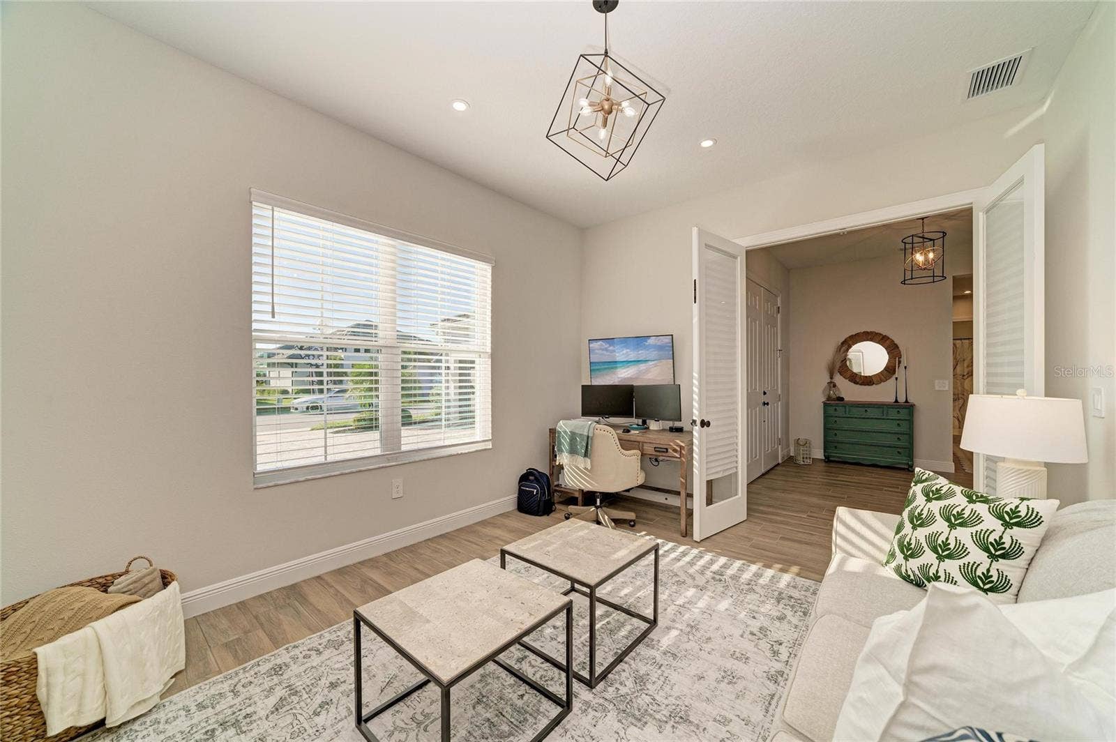 4624 ANTRIM DRIVE, Sarasota, FL 34240 4624 ANTRIM DRIVE, Sarasota, FL 34240
