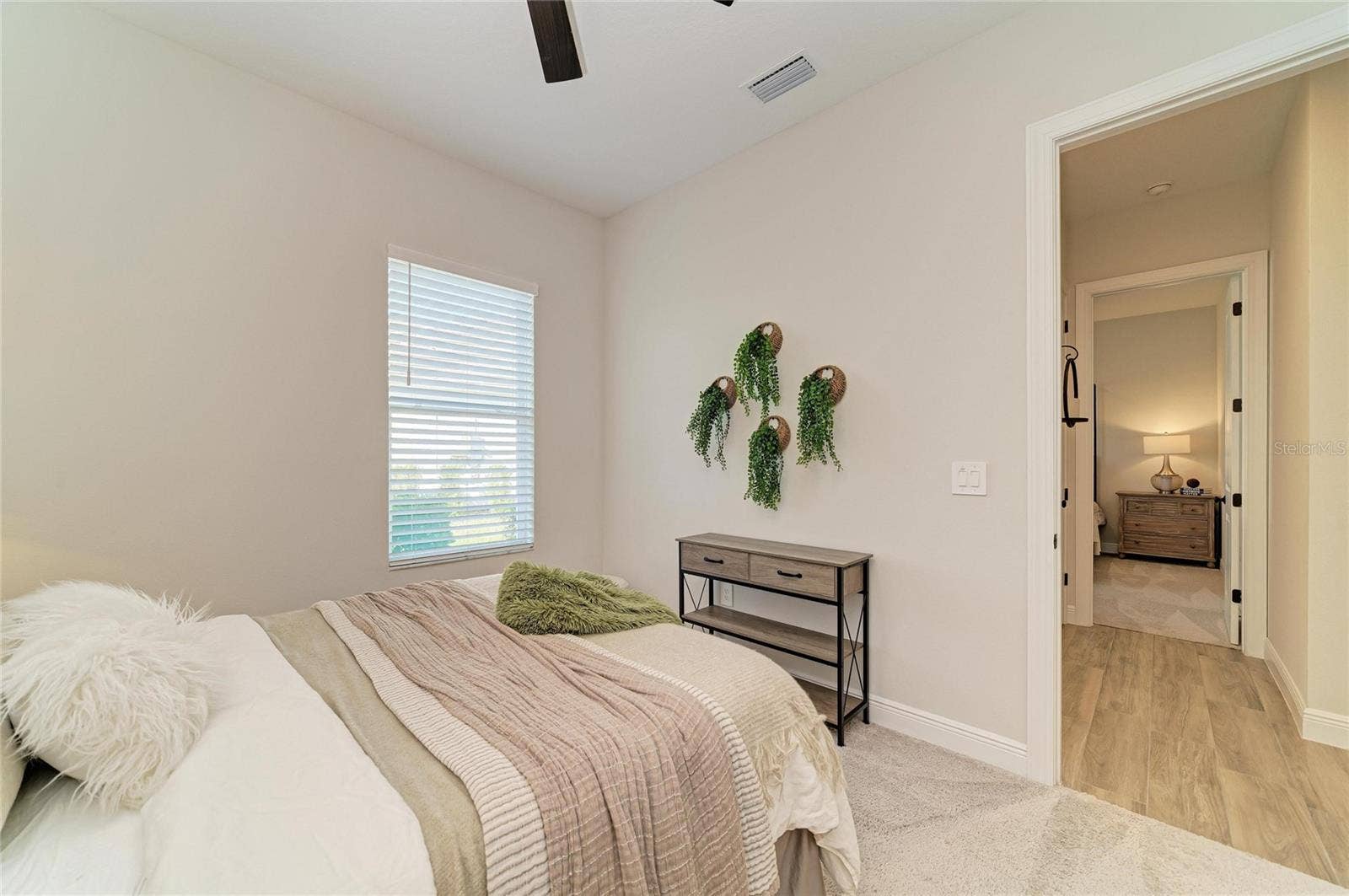 4624 ANTRIM DRIVE, Sarasota, FL 34240 4624 ANTRIM DRIVE, Sarasota, FL 34240