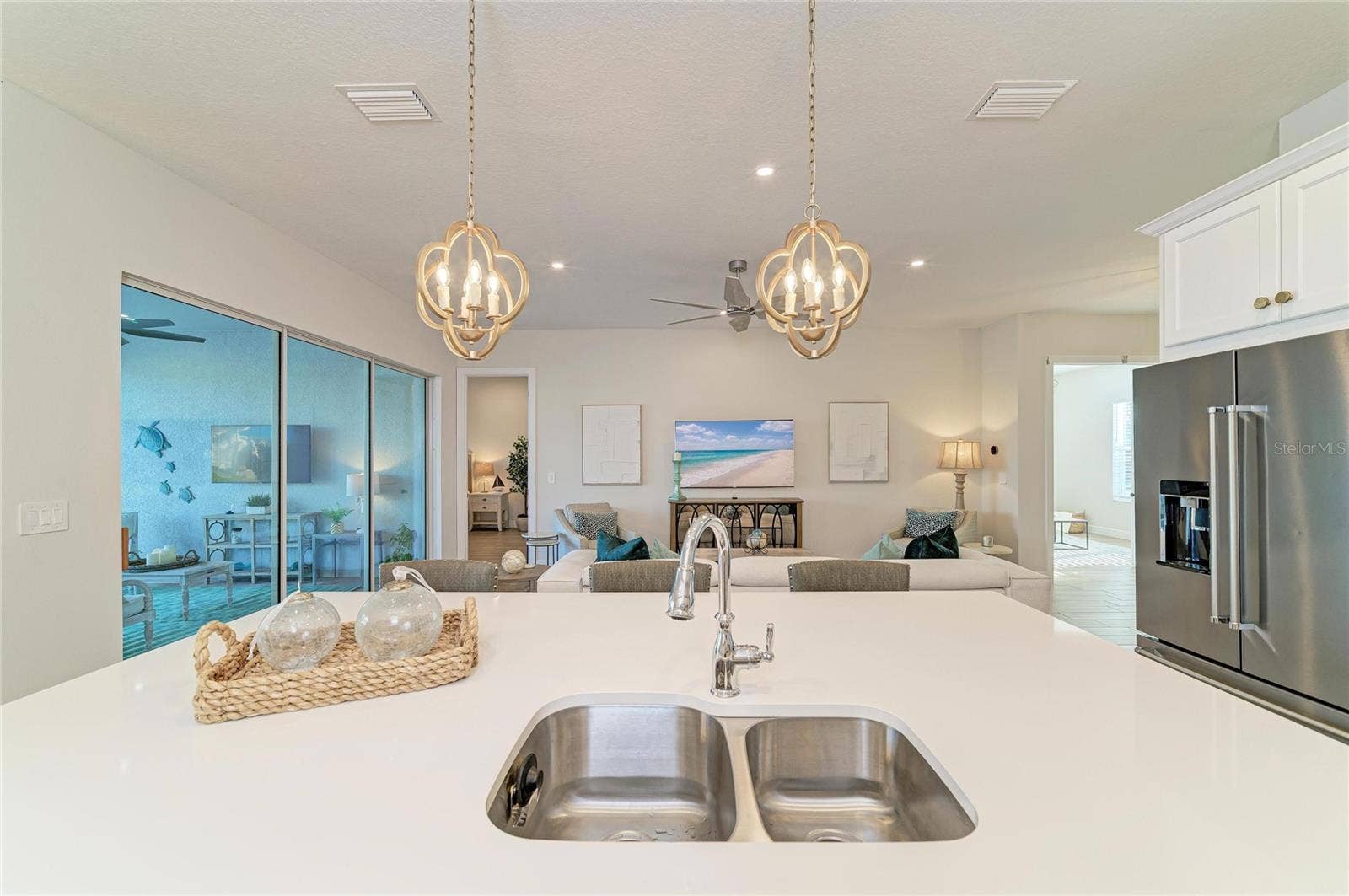 4624 ANTRIM DRIVE, Sarasota, FL 34240 4624 ANTRIM DRIVE, Sarasota, FL 34240