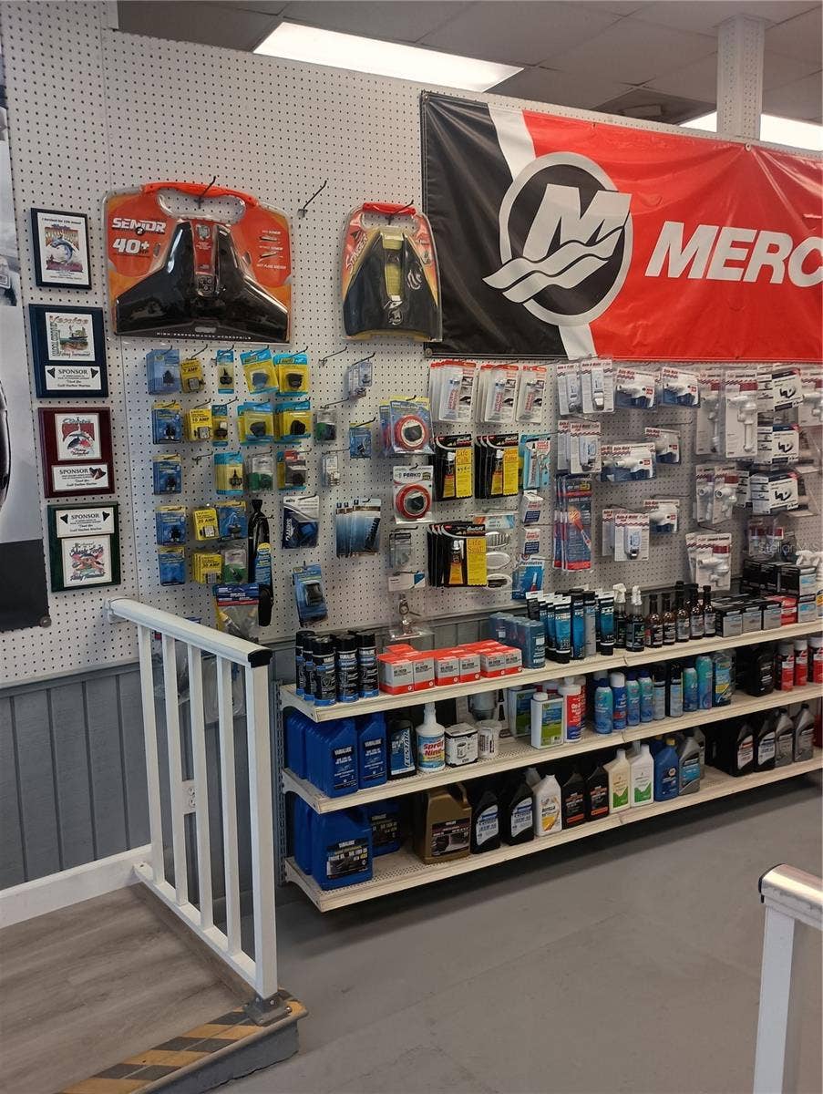 100 CIRCUIT ROAD, #N-124, Nokomis, FL 34275 100 CIRCUIT ROAD, #N-124, Nokomis, FL 34275
