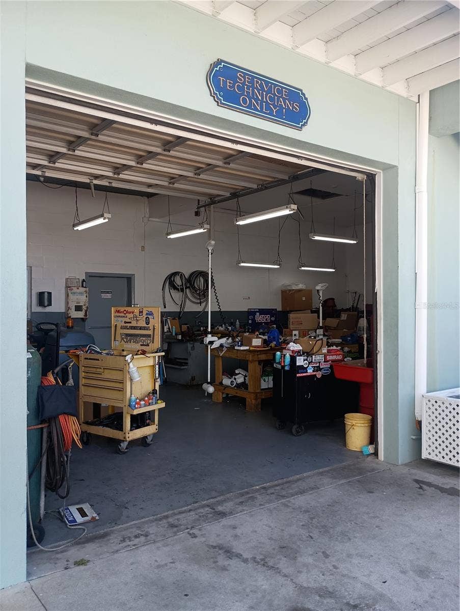 100 CIRCUIT ROAD, #N-124, Nokomis, FL 34275 100 CIRCUIT ROAD, #N-124, Nokomis, FL 34275