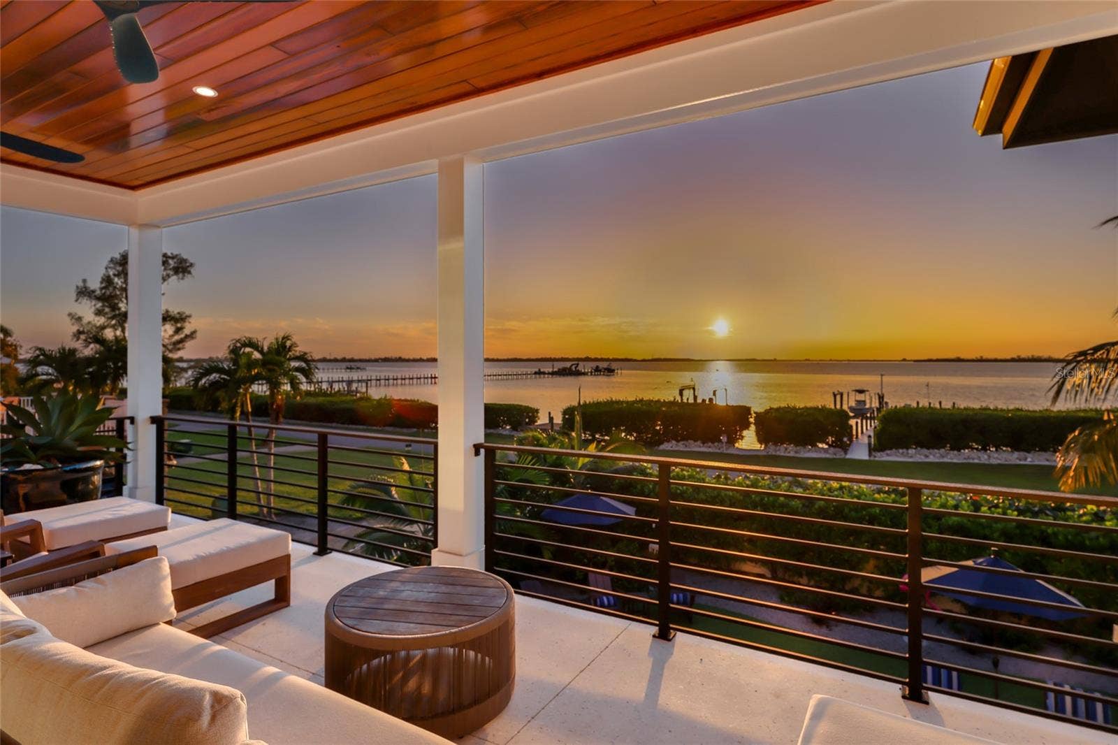 1707 PALMA SOLA BOULEVARD, Bradenton, FL 34209 1707 PALMA SOLA BOULEVARD, Bradenton, FL 34209