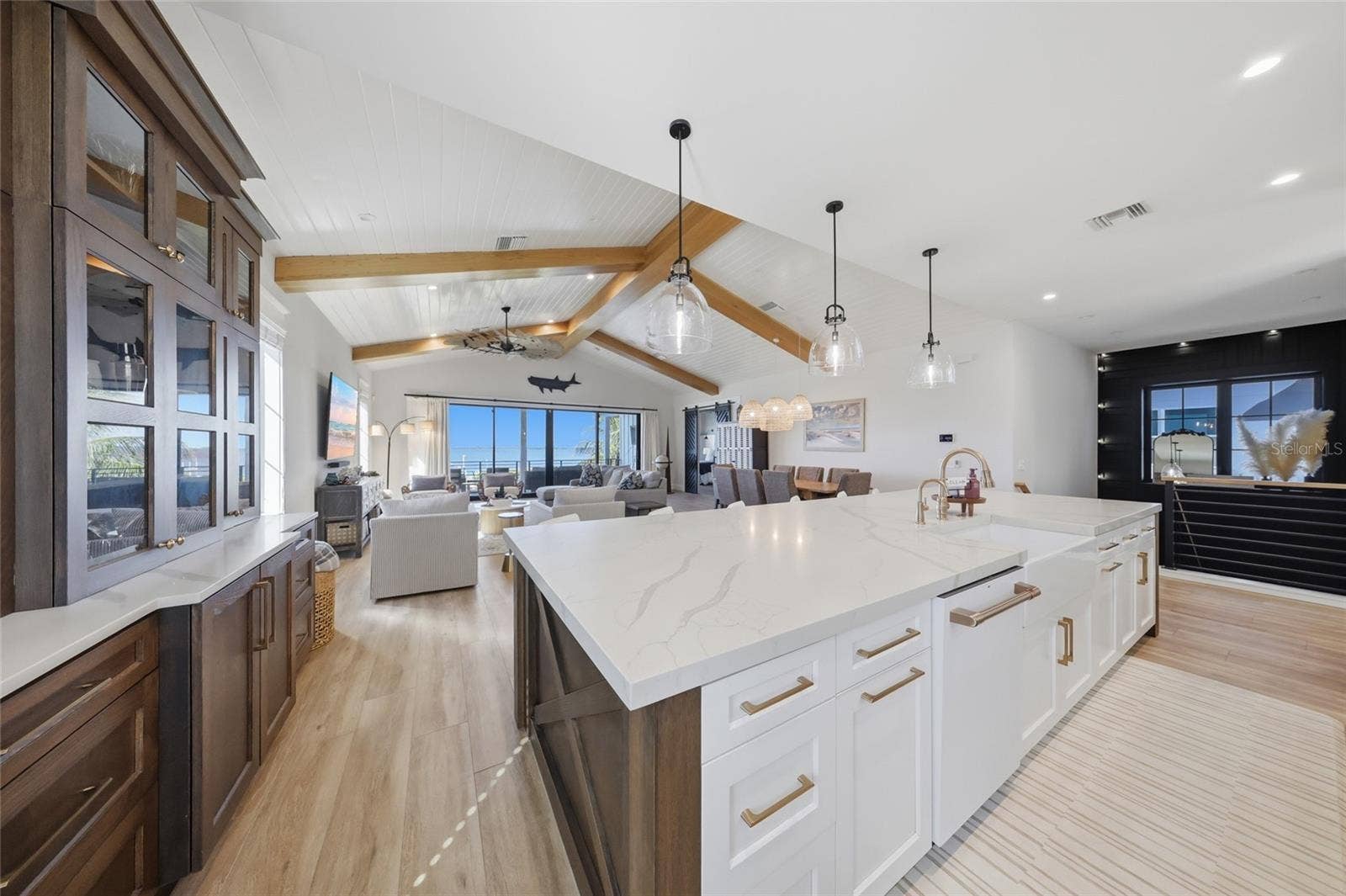1707 PALMA SOLA BOULEVARD, Bradenton, FL 34209 1707 PALMA SOLA BOULEVARD, Bradenton, FL 34209
