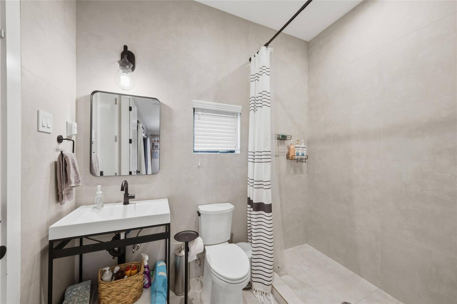1707 PALMA SOLA BOULEVARD, Bradenton, FL 34209 1707 PALMA SOLA BOULEVARD, Bradenton, FL 34209