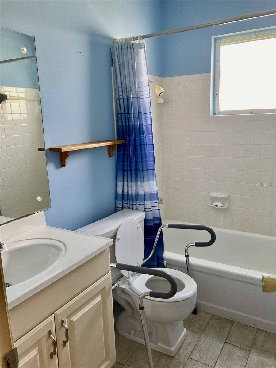 6110 CORAL WAY, Bradenton, FL 34207 6110 CORAL WAY, Bradenton, FL 34207