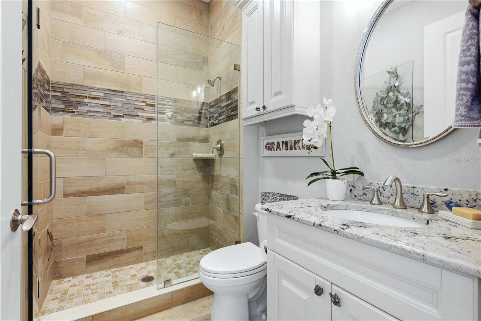 7920 34TH AVENUE W, #303, Bradenton, FL 34209 Guest bath