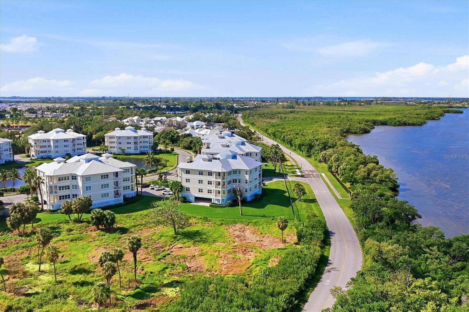 7920 34TH AVENUE W, #303, Bradenton, FL 34209 7920 34TH AVENUE W, #303, Bradenton, FL 34209