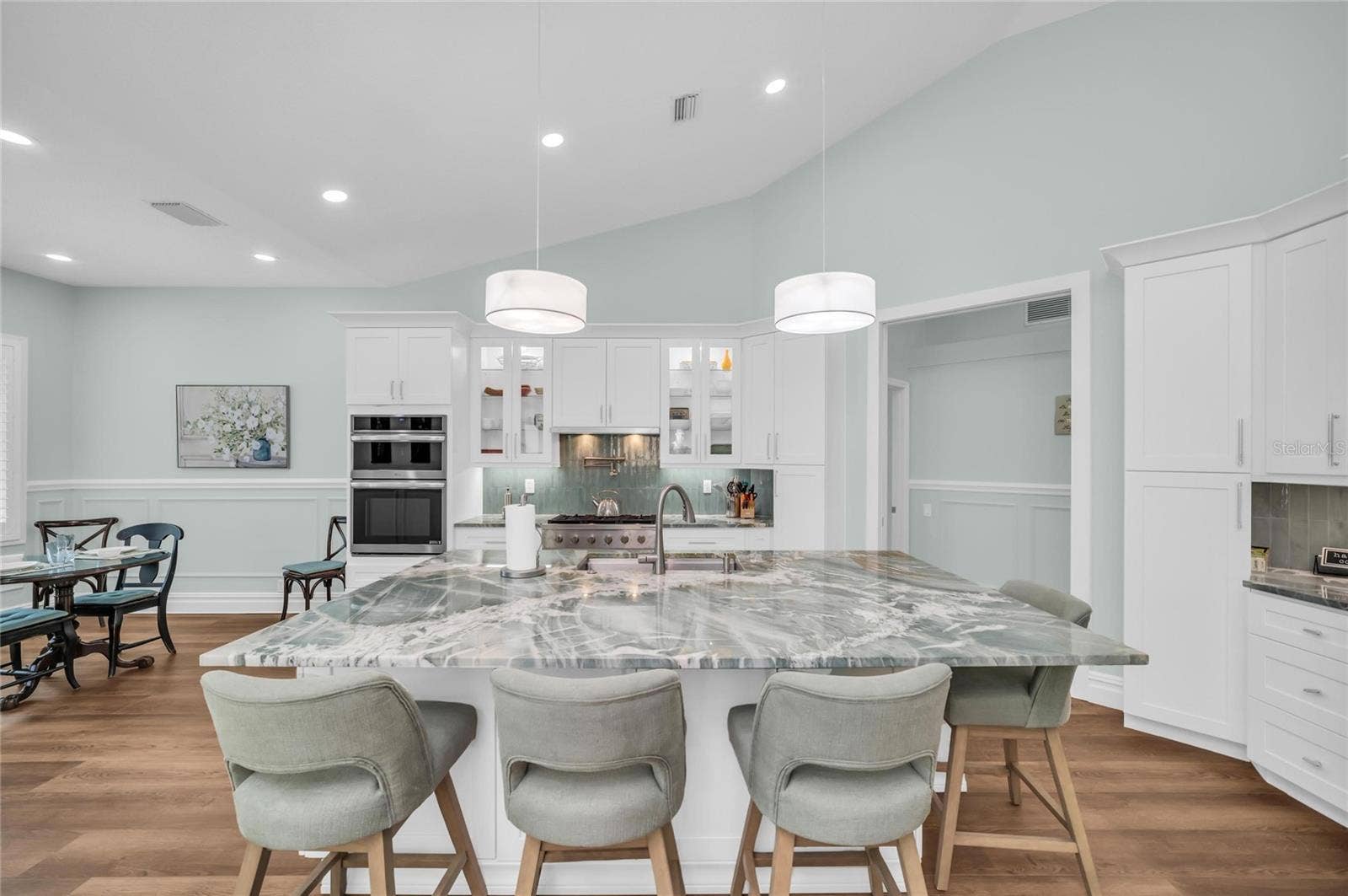 8722 54TH AVENUE E, Bradenton, FL 34211