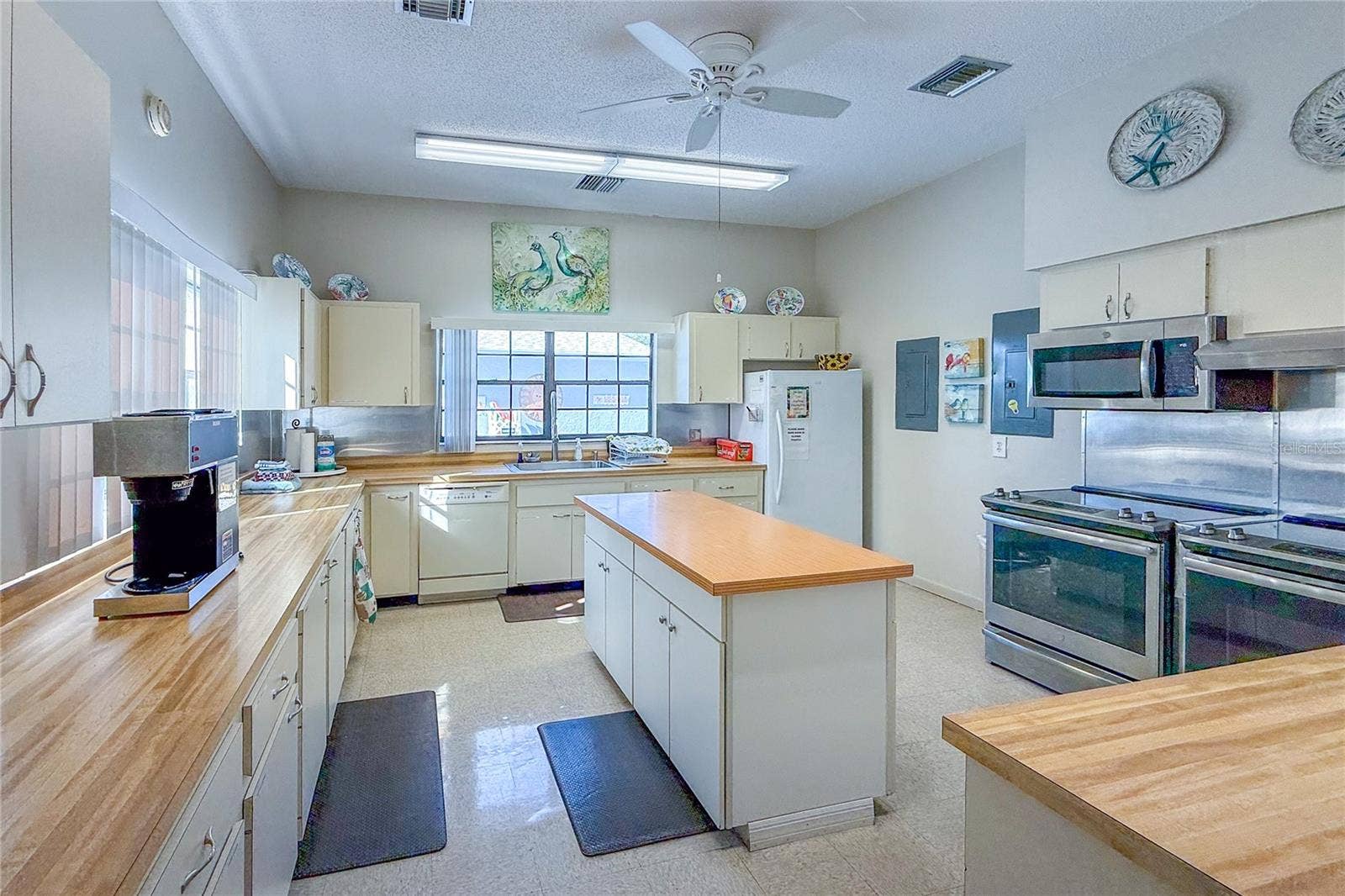 105 MEADOW CIRCLE, Ellenton, FL 34222 105 MEADOW CIRCLE, Ellenton, FL 34222