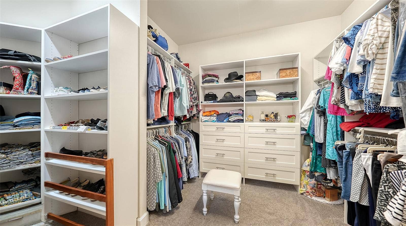 16925 PELHAM PLACE, Bradenton, FL 34202 16925 PELHAM PLACE, Bradenton, FL 34202