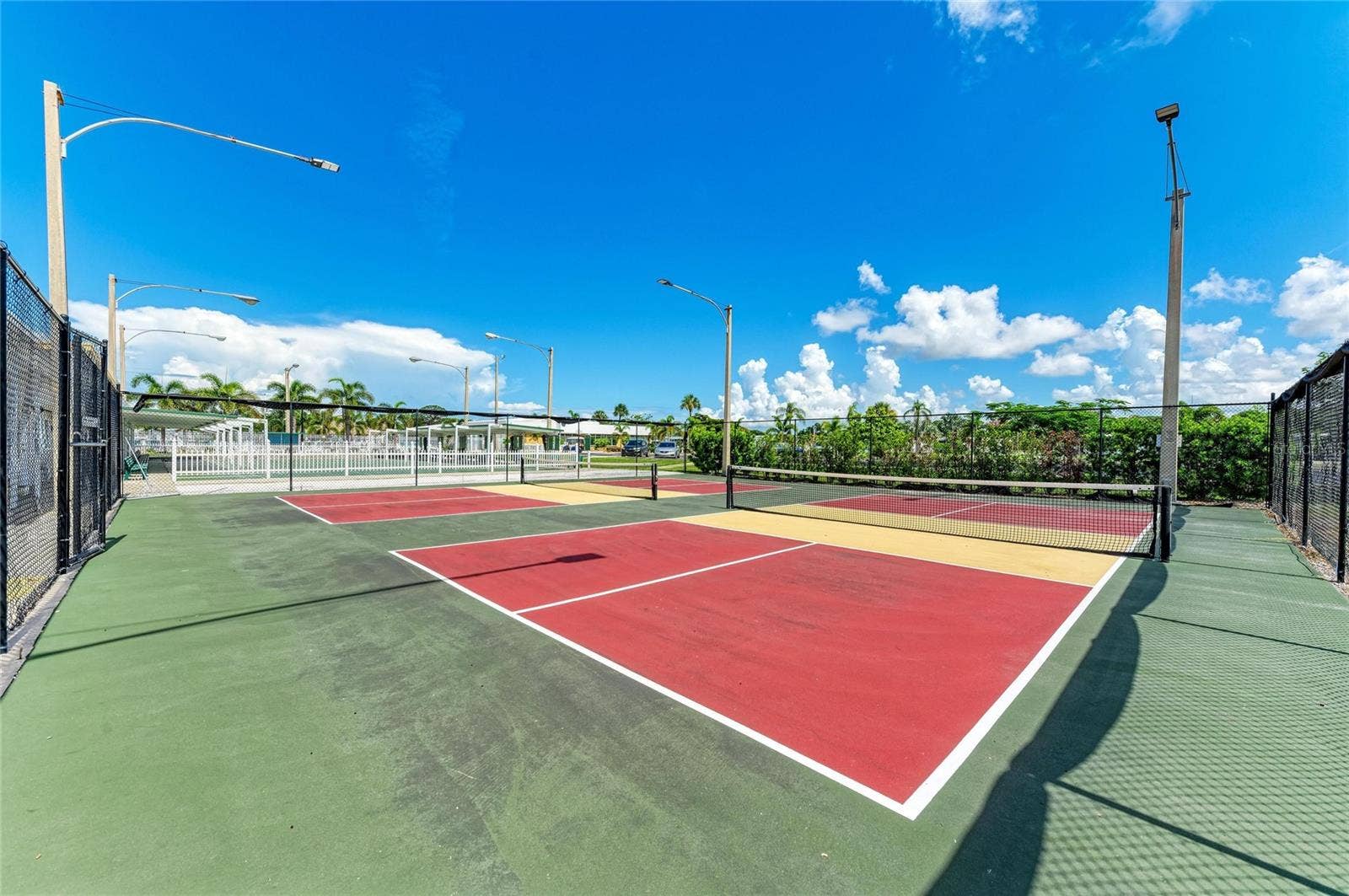 4924 OAKLAND HILLS AVENUE, Sarasota, FL 34234 4924 OAKLAND HILLS AVENUE, Sarasota, FL 34234