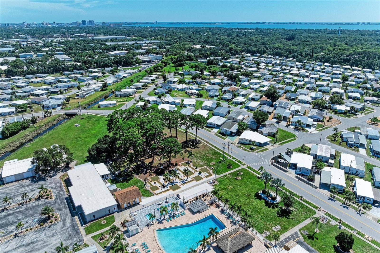 4924 OAKLAND HILLS AVENUE, Sarasota, FL 34234 4924 OAKLAND HILLS AVENUE, Sarasota, FL 34234