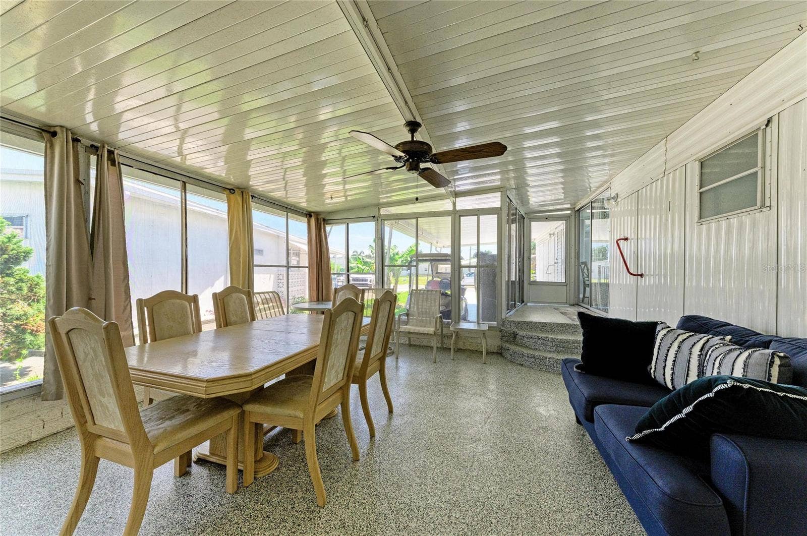 4924 OAKLAND HILLS AVENUE, Sarasota, FL 34234 4924 OAKLAND HILLS AVENUE, Sarasota, FL 34234