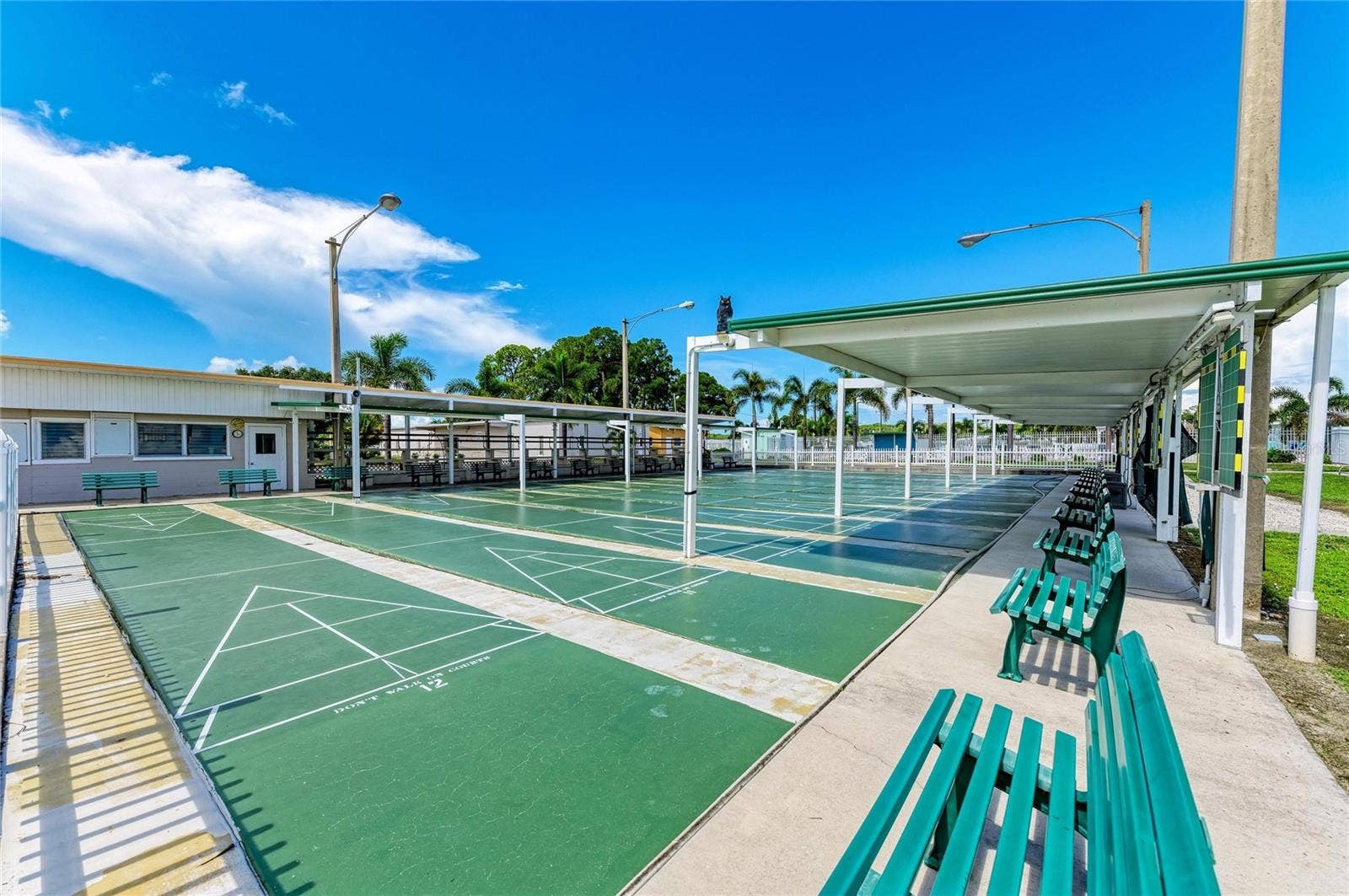 4924 OAKLAND HILLS AVENUE, Sarasota, FL 34234 4924 OAKLAND HILLS AVENUE, Sarasota, FL 34234