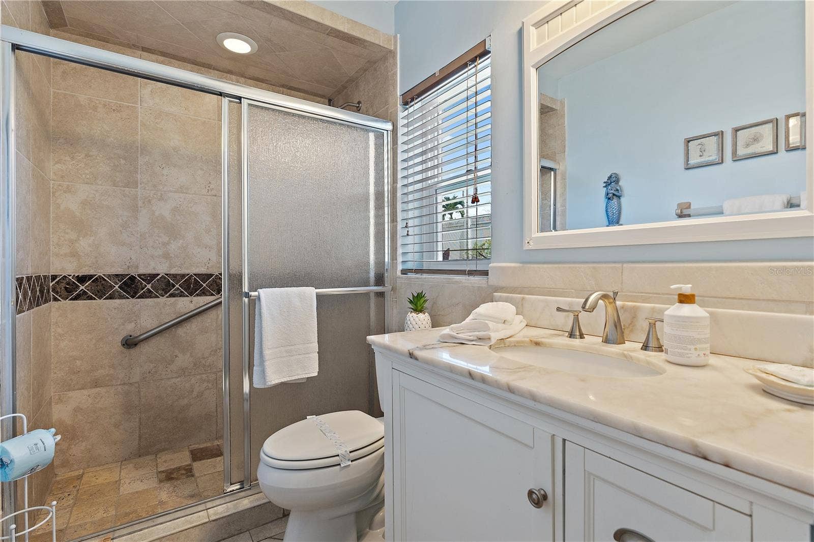 4104 4TH AVENUE, #3, Holmes Beach, FL 34217 Unit 3