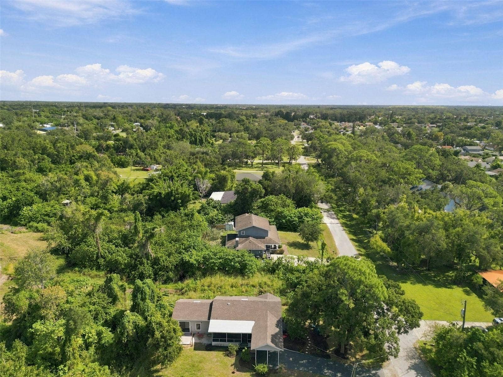 2115 55TH AVENUE E, Bradenton, FL 34203 2115 55TH AVENUE E, Bradenton, FL 34203