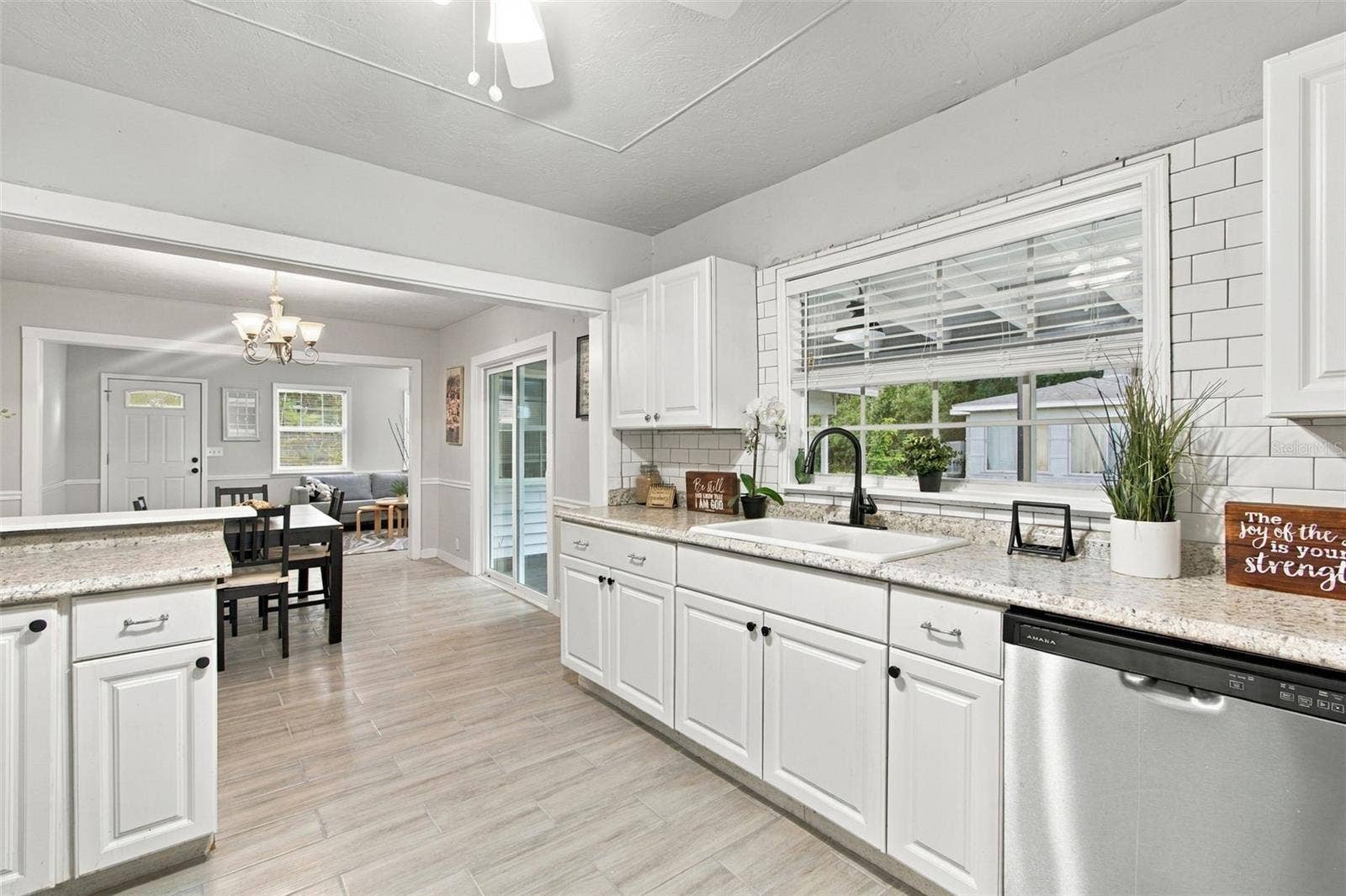 2115 55TH AVENUE E, Bradenton, FL 34203 2115 55TH AVENUE E, Bradenton, FL 34203