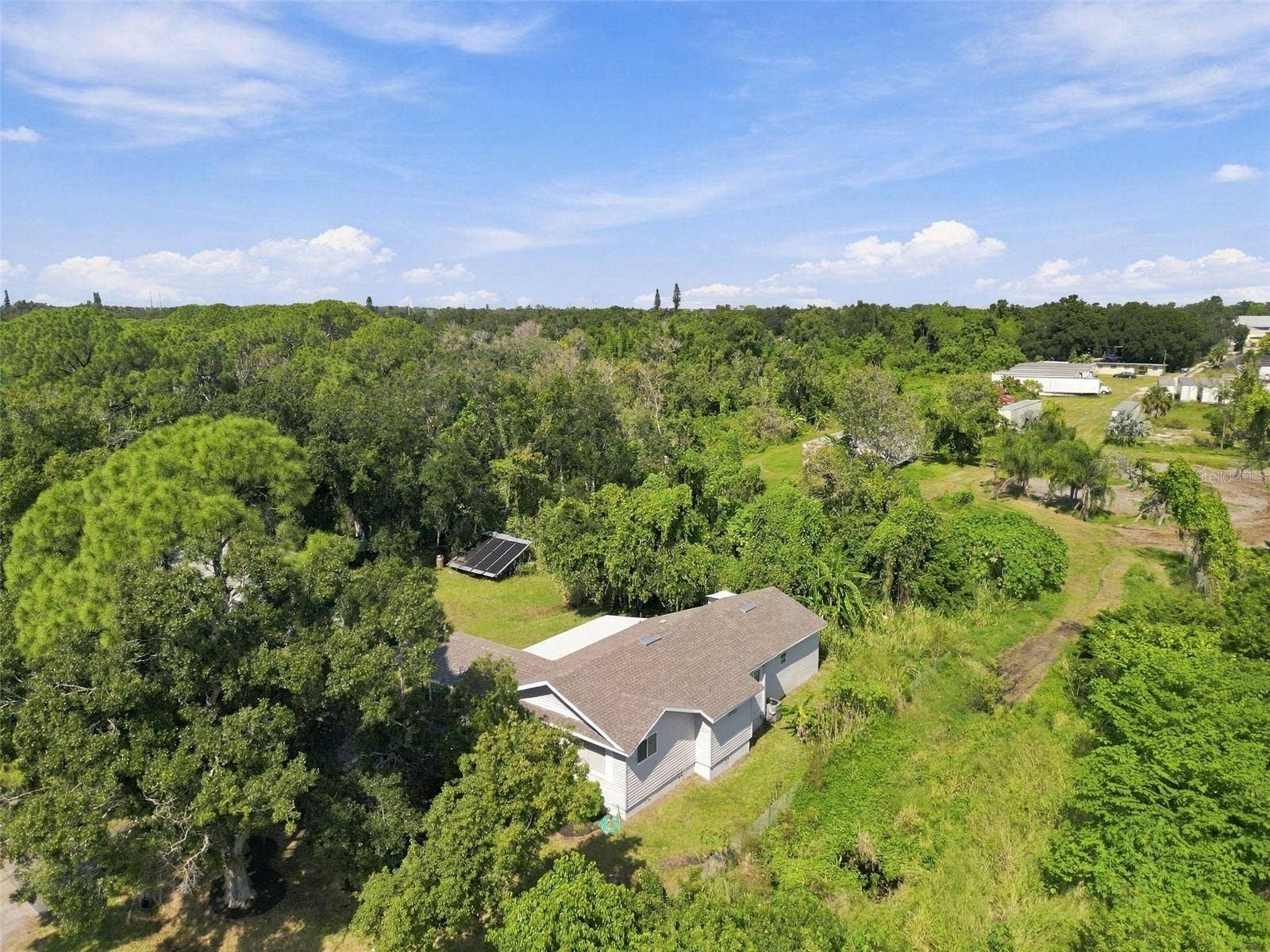 2115 55TH AVENUE E, Bradenton, FL 34203 2115 55TH AVENUE E, Bradenton, FL 34203