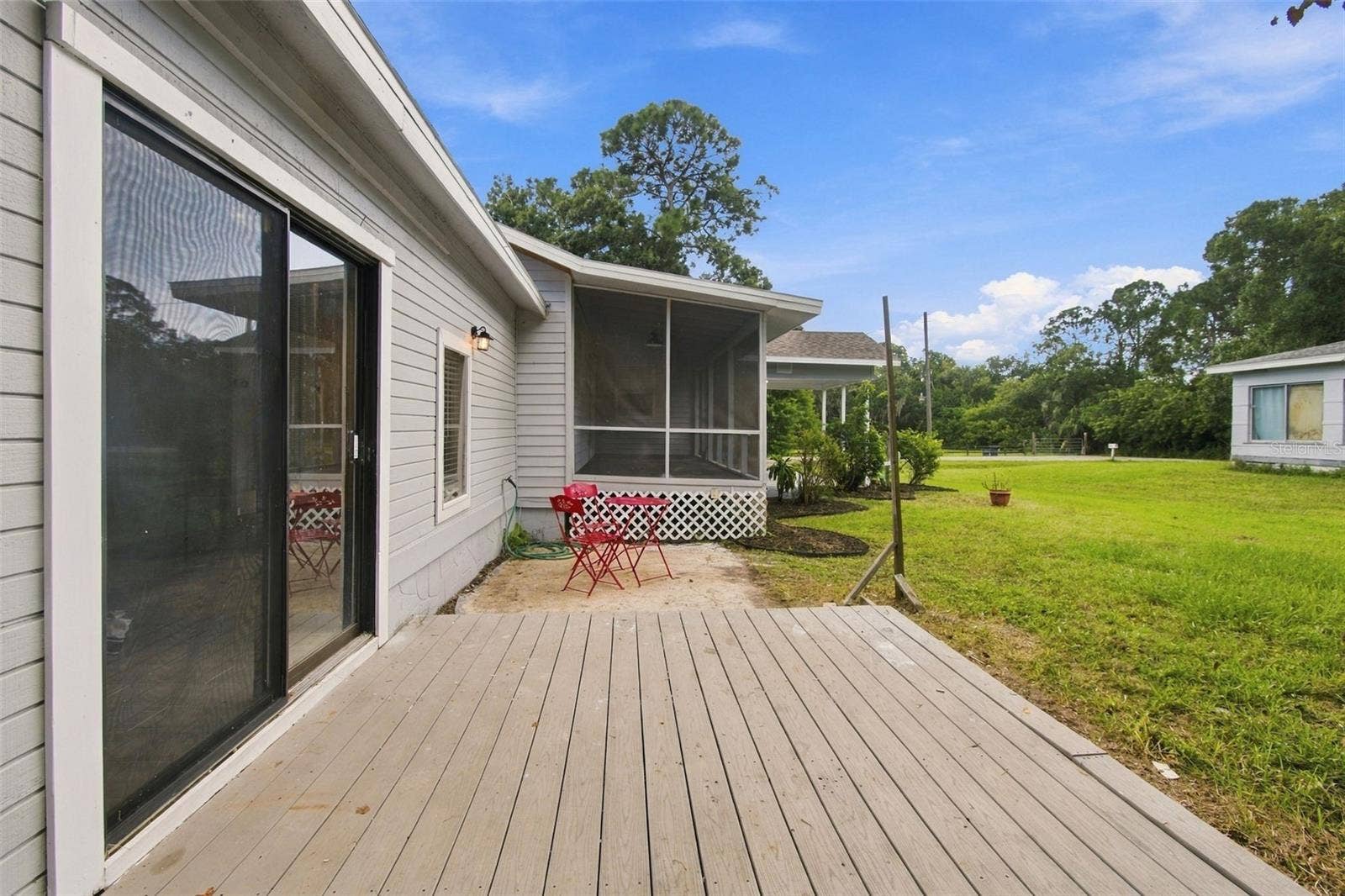 2115 55TH AVENUE E, Bradenton, FL 34203 2115 55TH AVENUE E, Bradenton, FL 34203