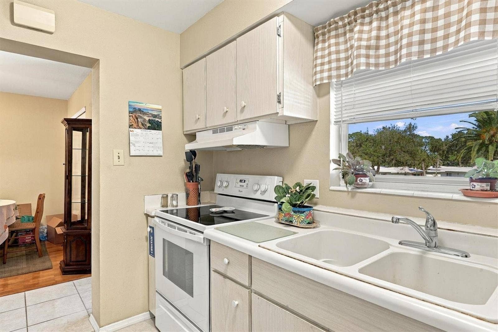 3950 ROXANE BOULEVARD, #3B, Sarasota, FL 34235 kitchen window