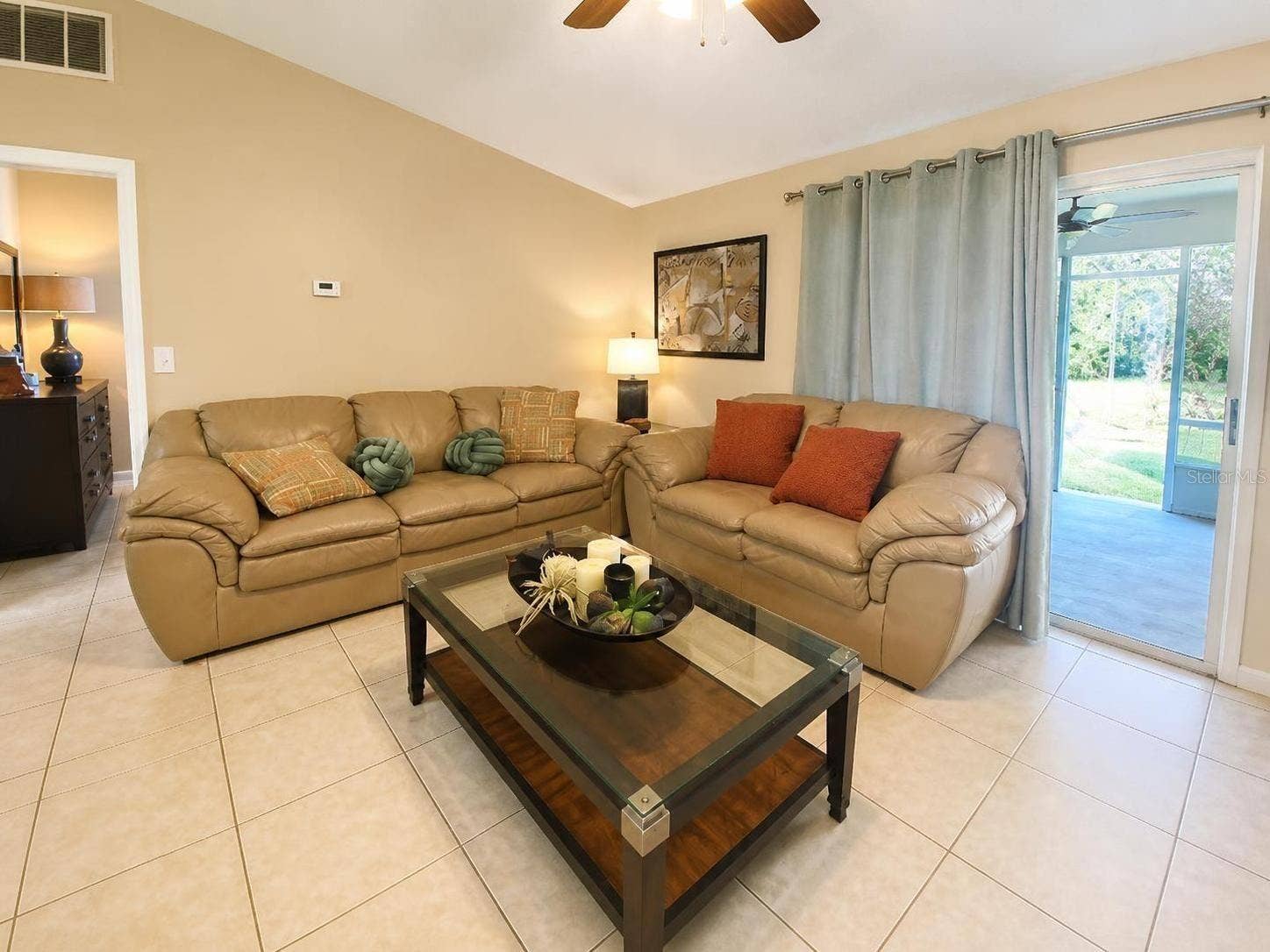 2074 W HIBISCUS ROAD, Avon Park, FL 33825 Living Room