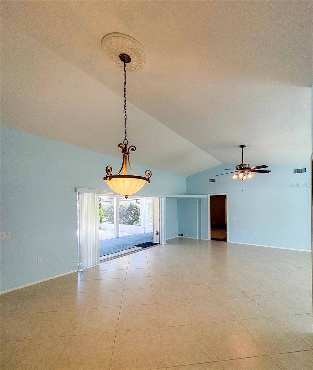 3601 GARDEN LAKES CLENET, Bradenton, FL 34203