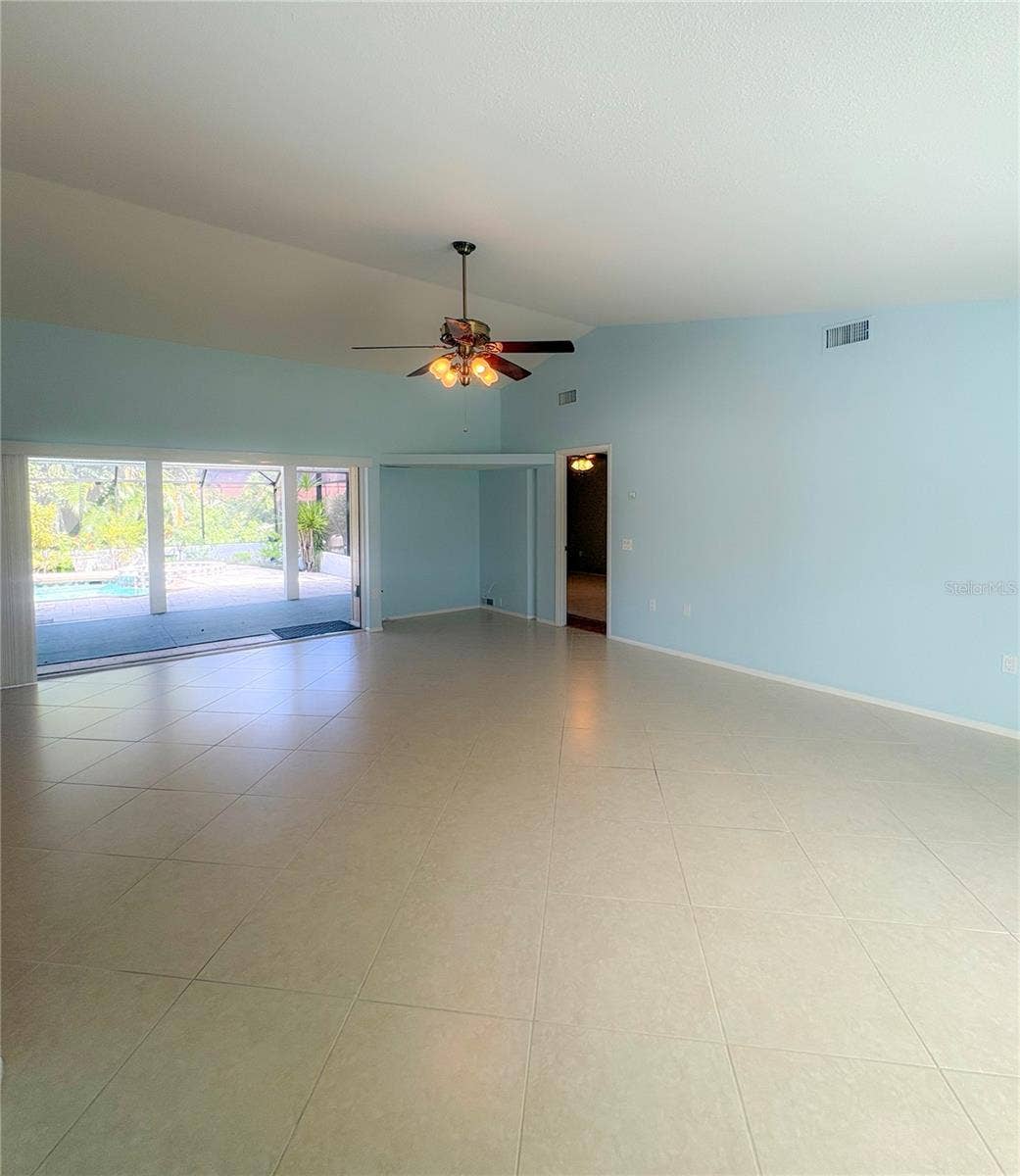 3601 GARDEN LAKES CLENET, Bradenton, FL 34203