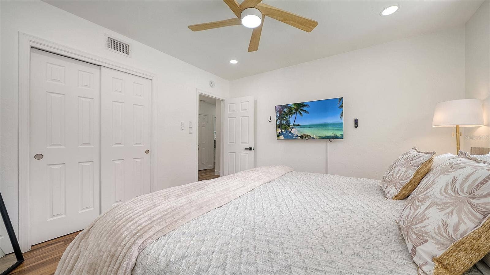 2375 DATURA STREET, Sarasota, FL 34239 2375 DATURA STREET, Sarasota, FL 34239