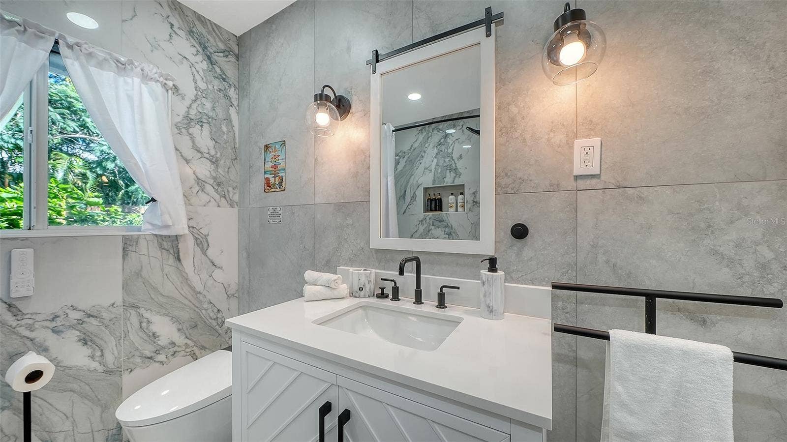 2375 DATURA STREET, Sarasota, FL 34239 2375 DATURA STREET, Sarasota, FL 34239