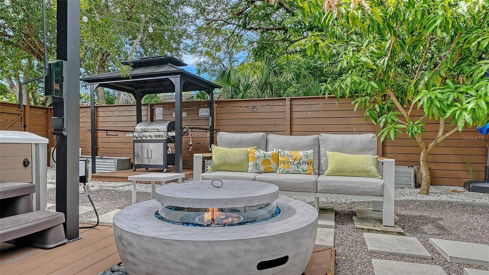 2375 DATURA STREET, Sarasota, FL 34239 2375 DATURA STREET, Sarasota, FL 34239
