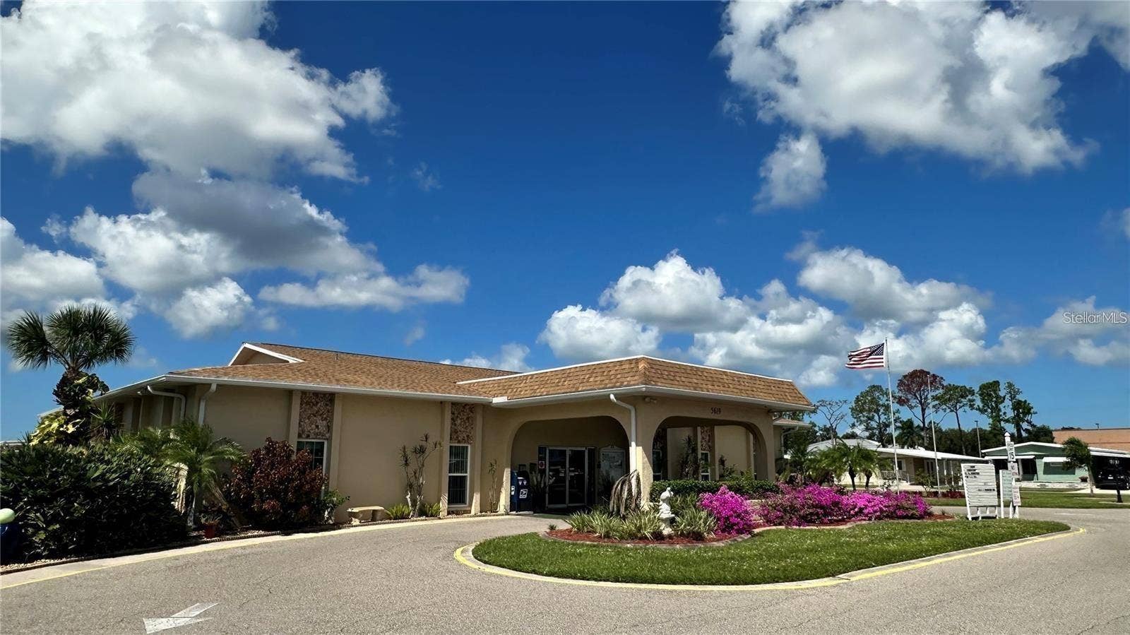 5619 BAYSHORE ROAD, #422, Palmetto, FL 34221 5619 BAYSHORE ROAD, #422, Palmetto, FL 34221