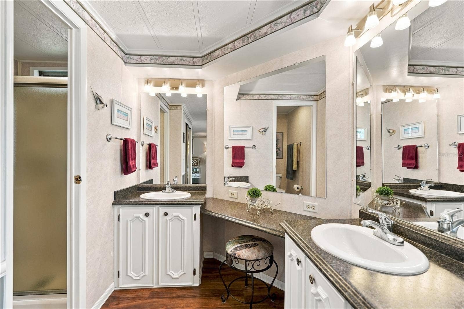 5619 BAYSHORE ROAD, #422, Palmetto, FL 34221 5619 BAYSHORE ROAD, #422, Palmetto, FL 34221