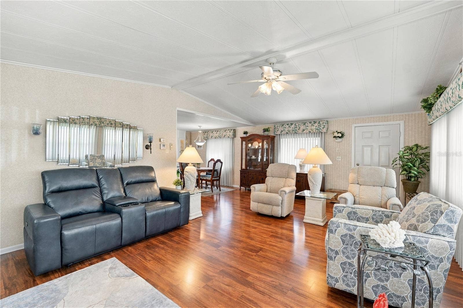 5619 BAYSHORE ROAD, #422, Palmetto, FL 34221 5619 BAYSHORE ROAD, #422, Palmetto, FL 34221