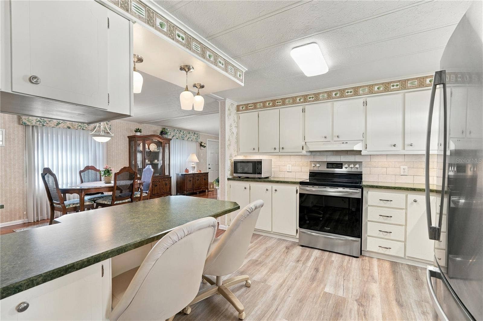 5619 BAYSHORE ROAD, #422, Palmetto, FL 34221 5619 BAYSHORE ROAD, #422, Palmetto, FL 34221