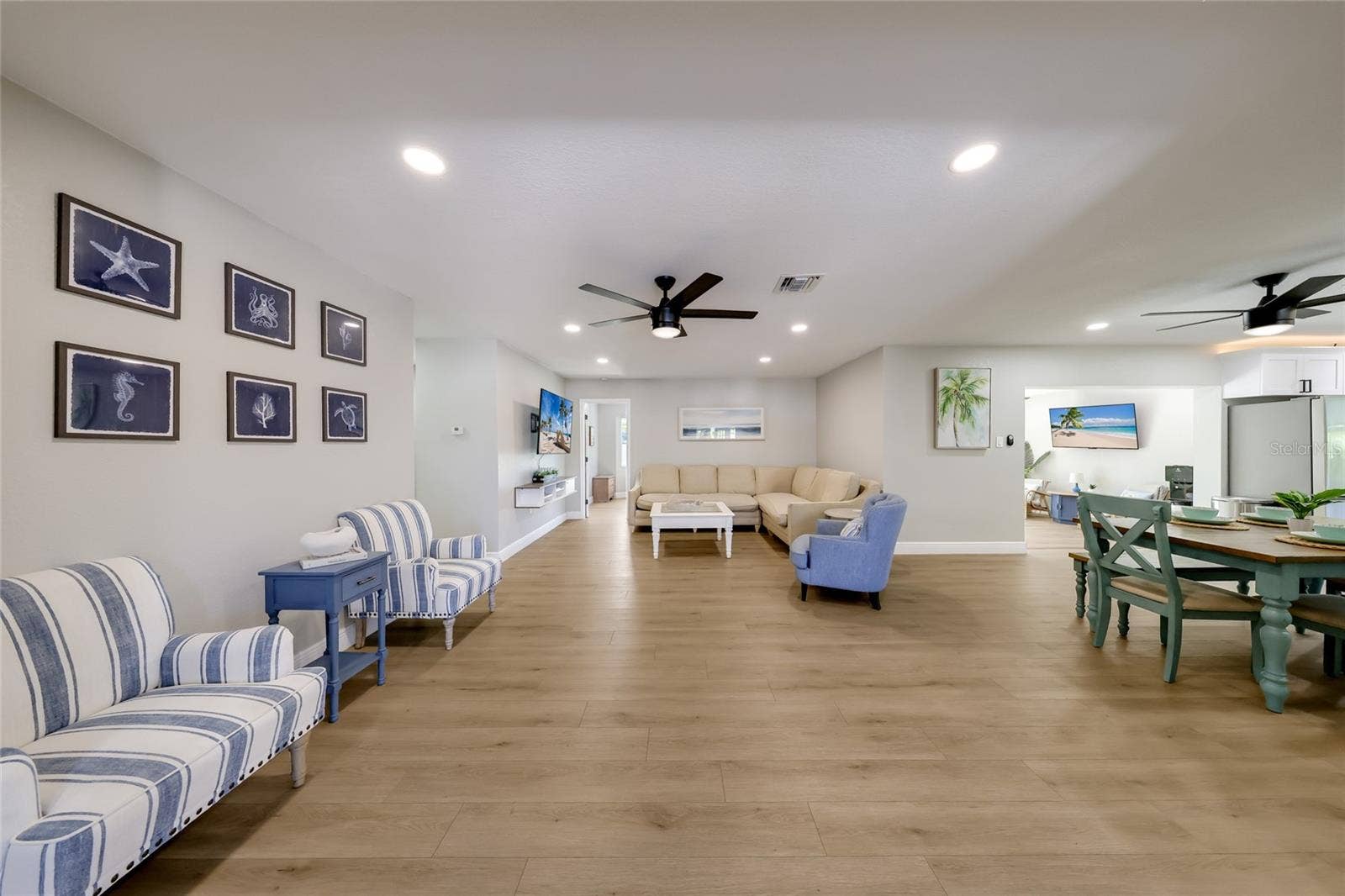 6311 1ST AVENUE W, Bradenton, FL 34209 6311 1ST AVENUE W, Bradenton, FL 34209
