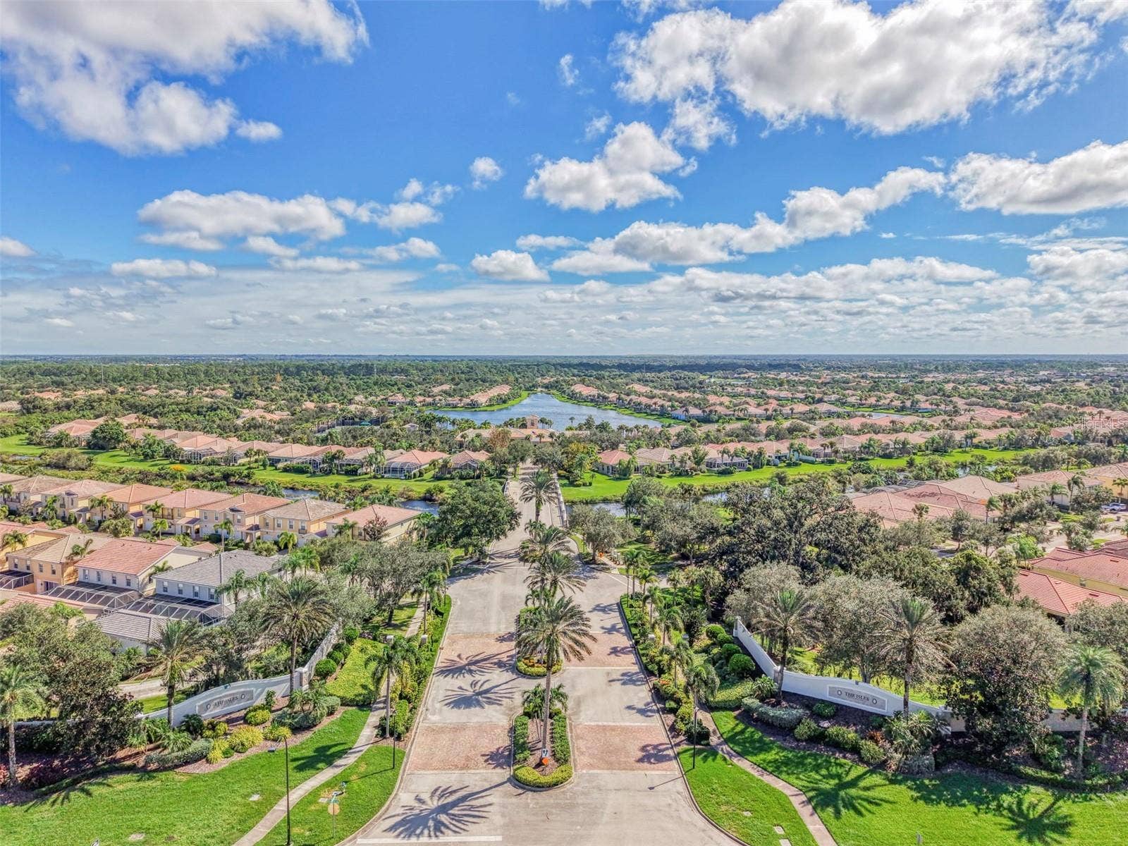 5882 BENEVENTO DRIVE, Sarasota, FL 34238 5882 BENEVENTO DRIVE, Sarasota, FL 34238