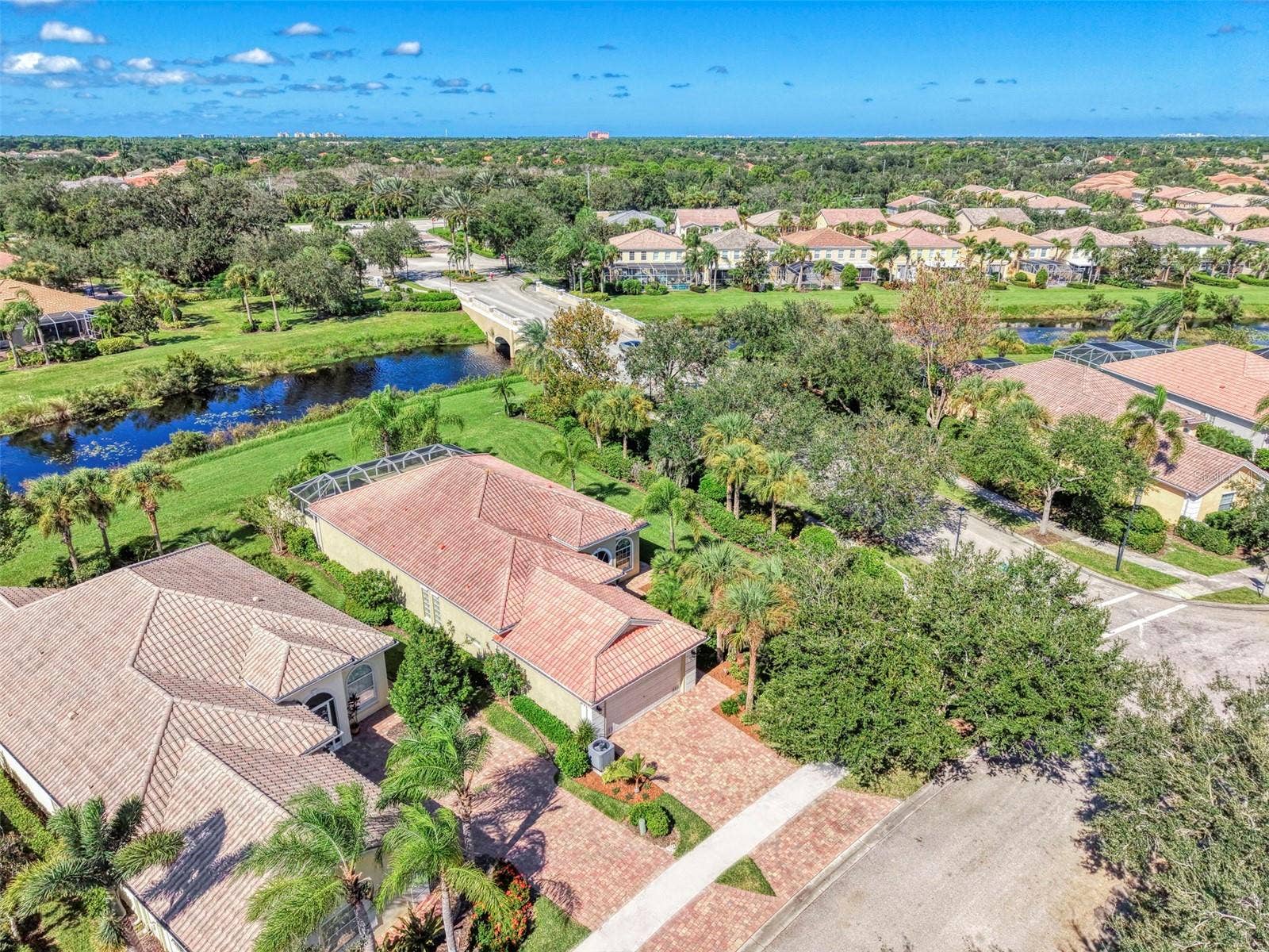 5882 BENEVENTO DRIVE, Sarasota, FL 34238 5882 BENEVENTO DRIVE, Sarasota, FL 34238