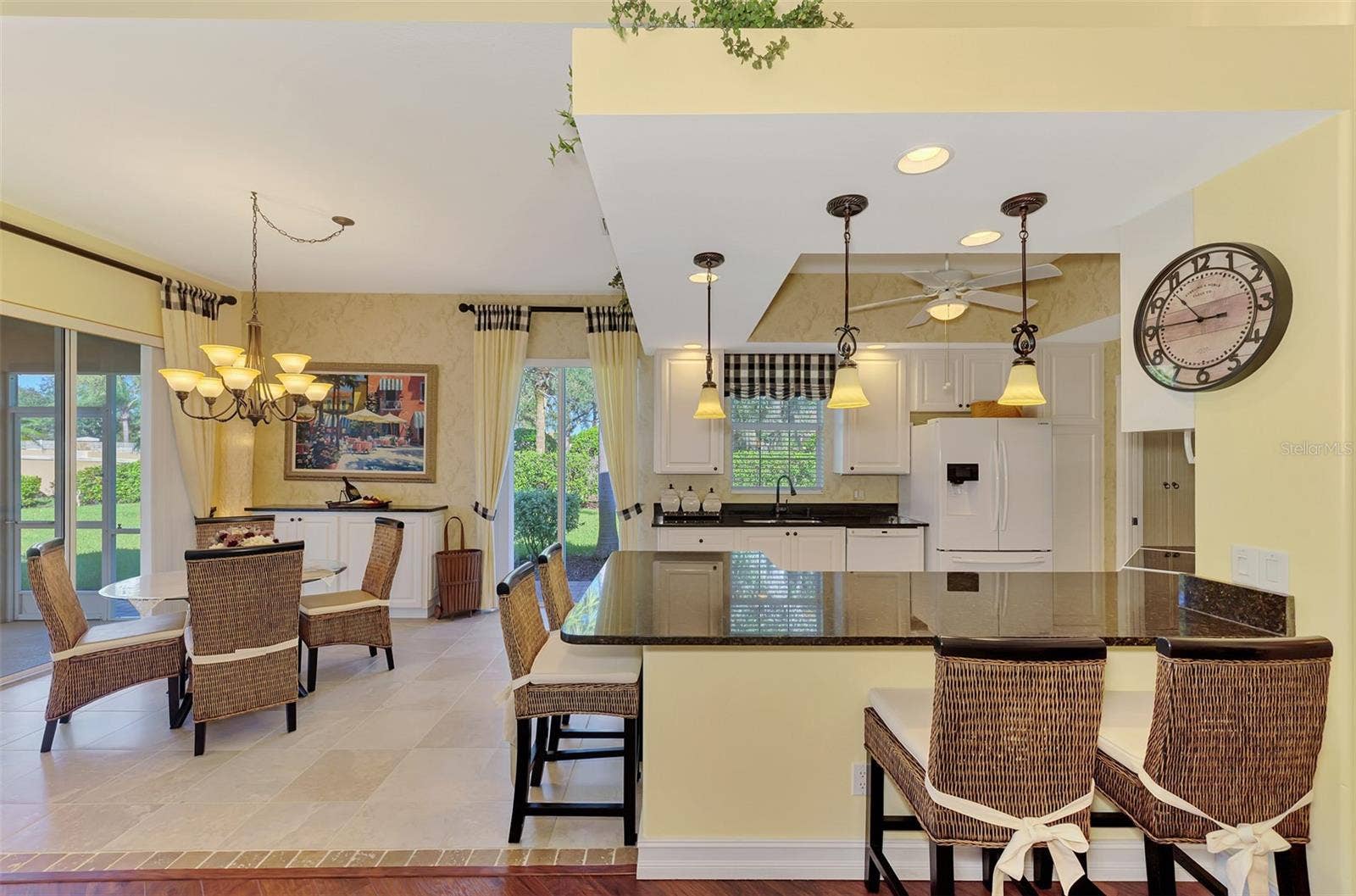 5882 BENEVENTO DRIVE, Sarasota, FL 34238 5882 BENEVENTO DRIVE, Sarasota, FL 34238