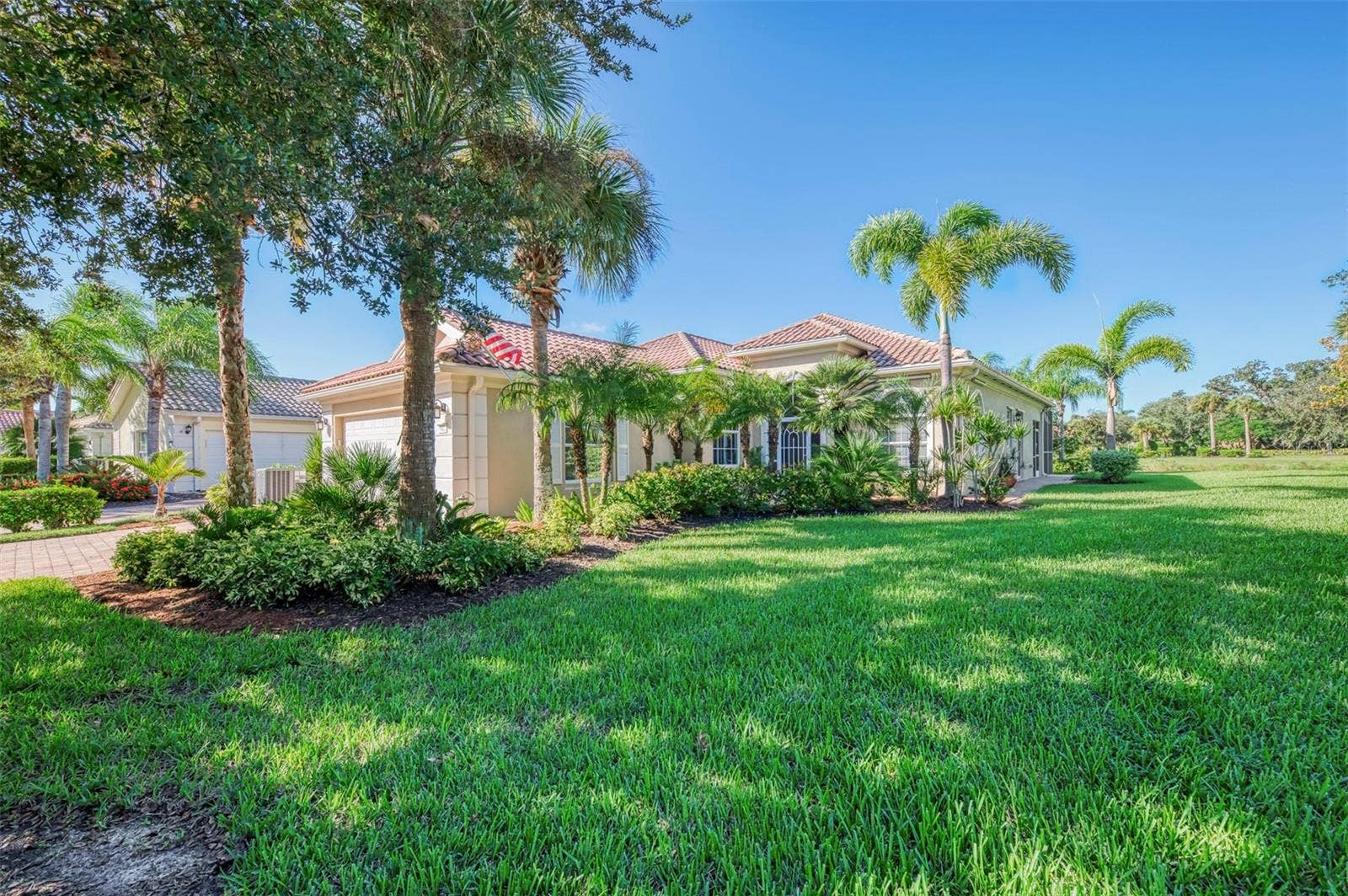 5882 BENEVENTO DRIVE, Sarasota, FL 34238 5882 BENEVENTO DRIVE, Sarasota, FL 34238