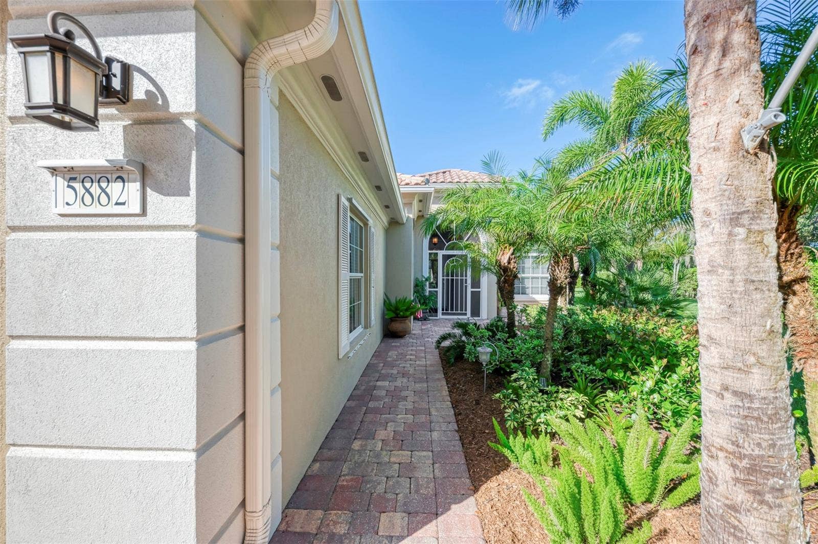 5882 BENEVENTO DRIVE, Sarasota, FL 34238 5882 BENEVENTO DRIVE, Sarasota, FL 34238