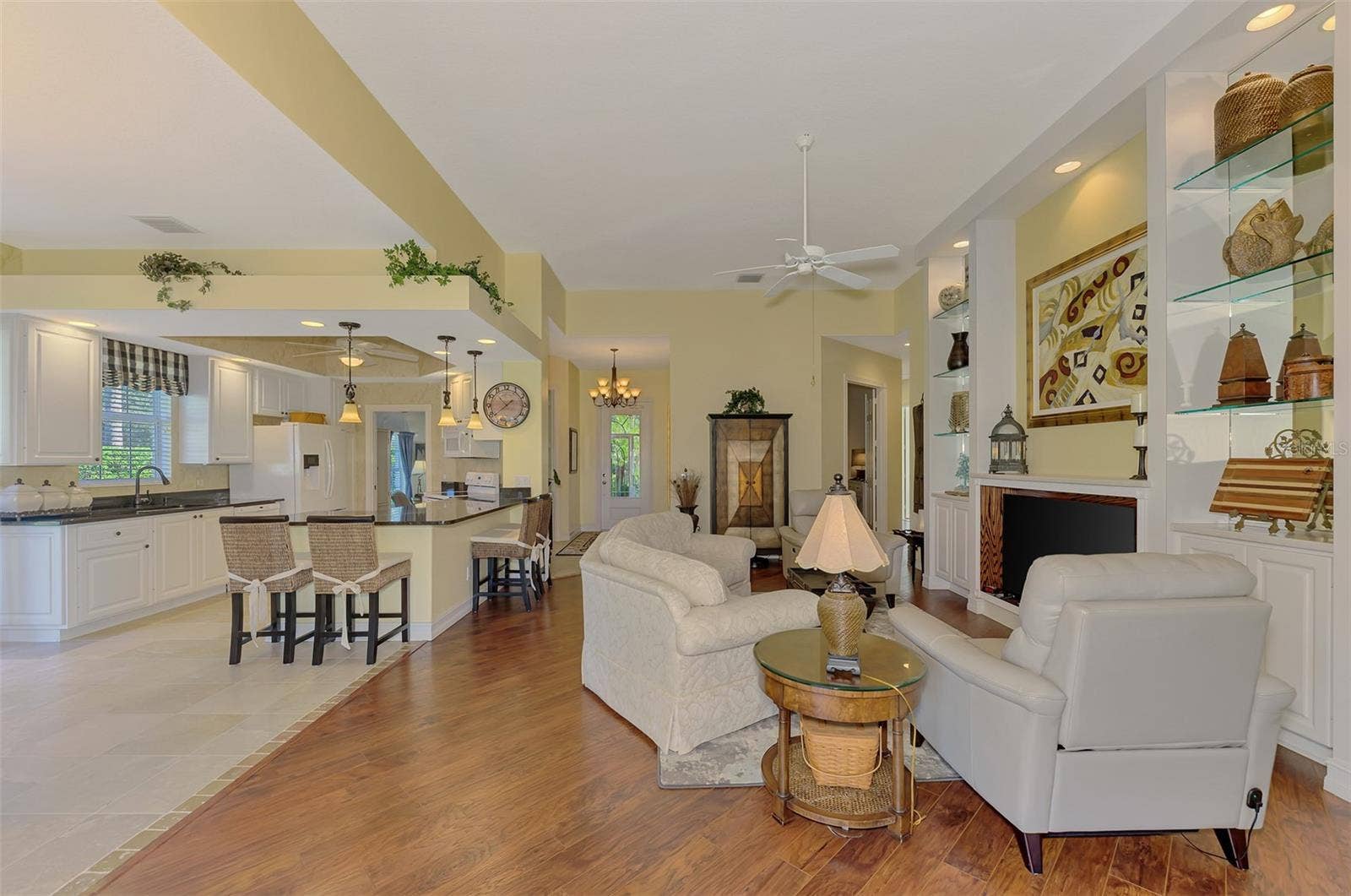 5882 BENEVENTO DRIVE, Sarasota, FL 34238 5882 BENEVENTO DRIVE, Sarasota, FL 34238